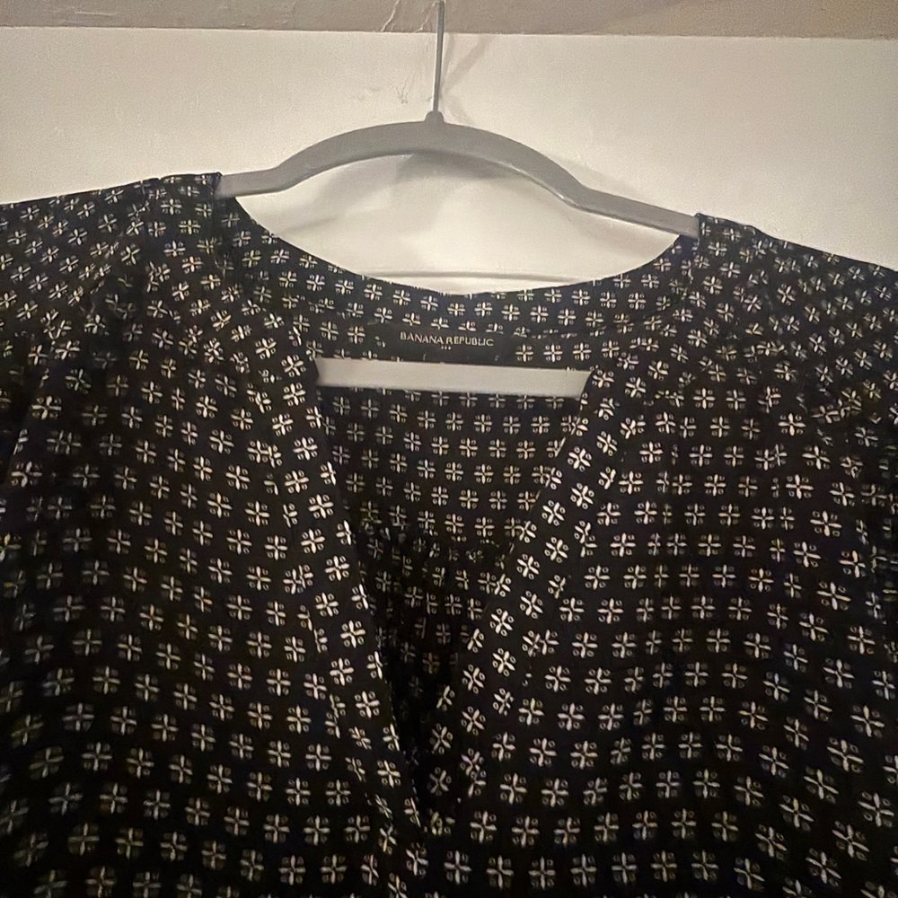Banana Republic Black and White Floral Top